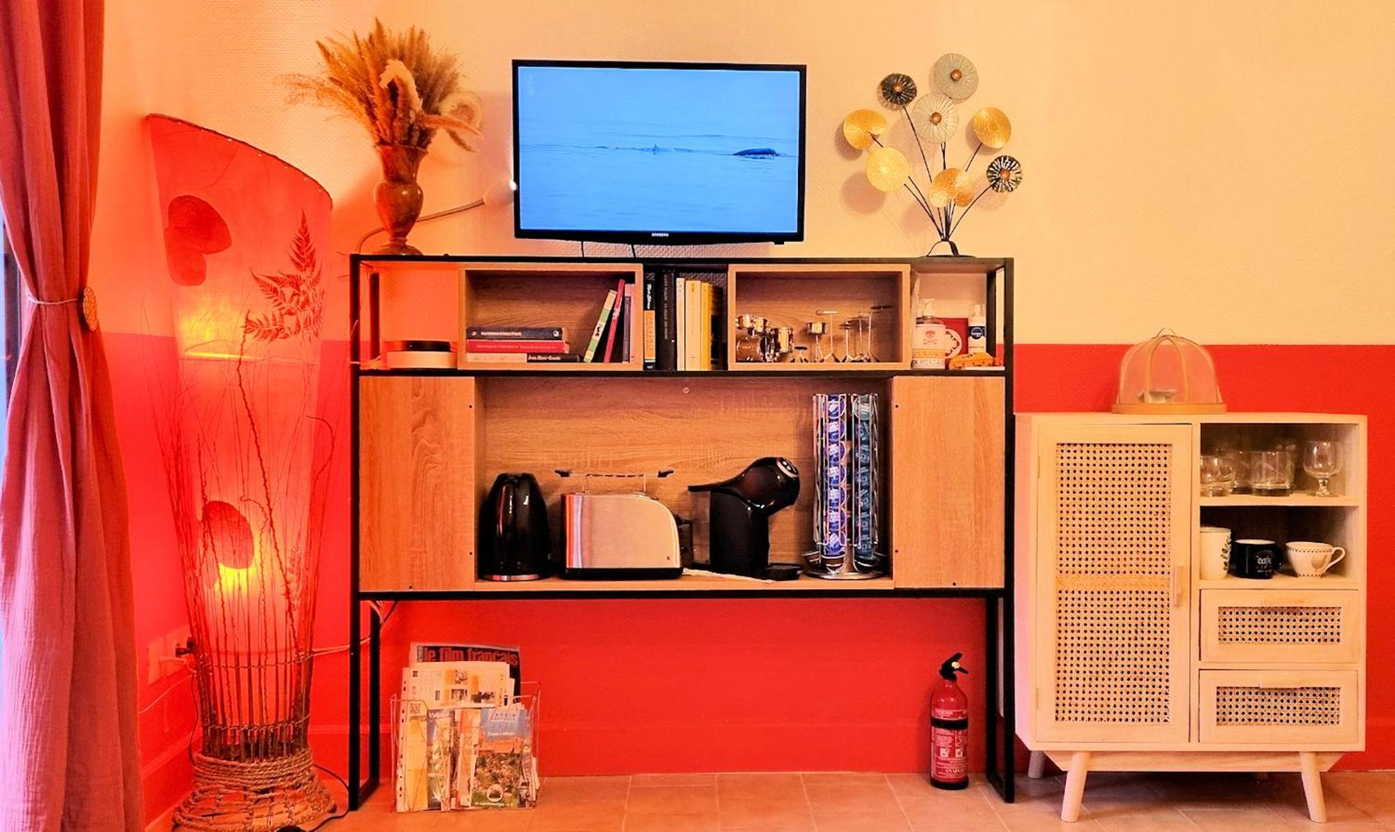 Apartment Cosy, Wi-fi, Jardin & Parking, Jasmins Entre Cannes Et Antibes